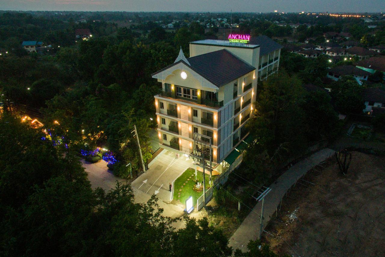 Anchan Laguna Hotel Khon Kaen Bagian luar foto