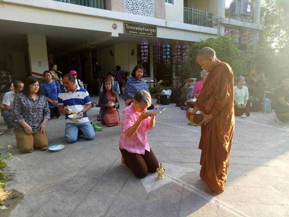Anchan Laguna Hotel Khon Kaen Bagian luar foto